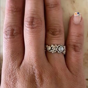 Pandora Ring